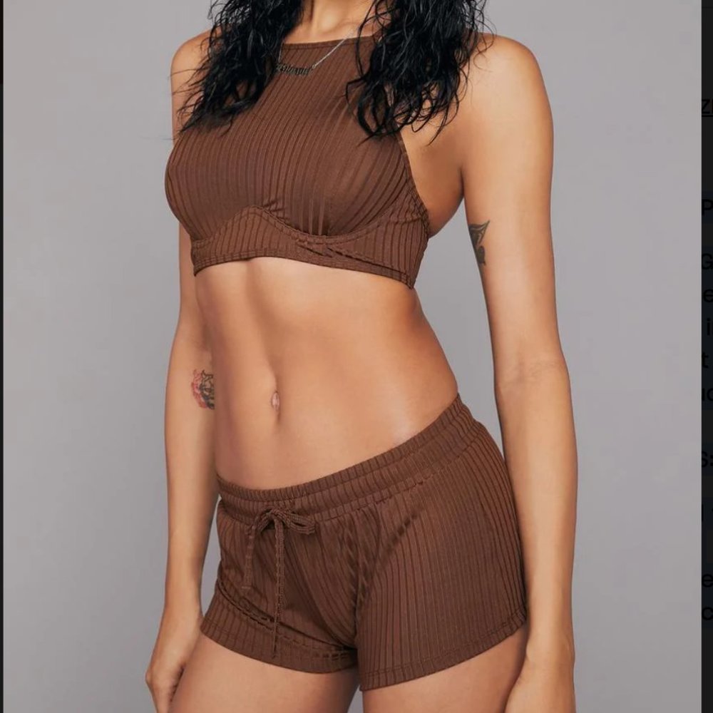 Kadarshians' style Poster Gril She Caught Me Two Piece Set